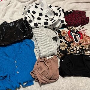 Women's Tops Bundle - size small